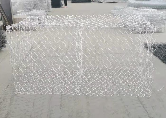 Galvanizzato Gabion Cesto di maglia 60mm * 80mm Aperture per il controllo delle inondazioni