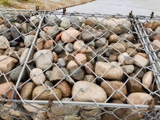 Controllo delle inondazioni 3.2mm Gabion Mesh Cage Per Stone Sack Gabion scatole fiume bagli di gabion riempimento
