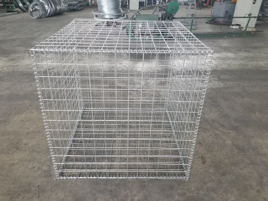 Barriere  itari galvanizzate dopo saldatura per contenimento efficace